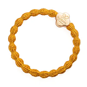 By Eloise London Metallic Gold Quatrefoil